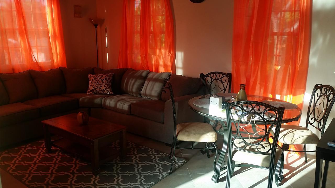 Frontline Apartments Christ Church Luaran gambar