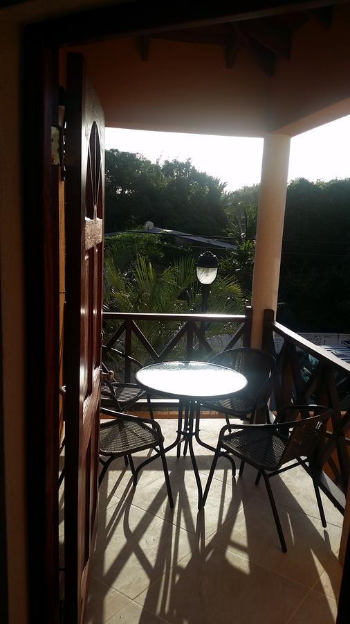 Frontline Apartments Christ Church Luaran gambar